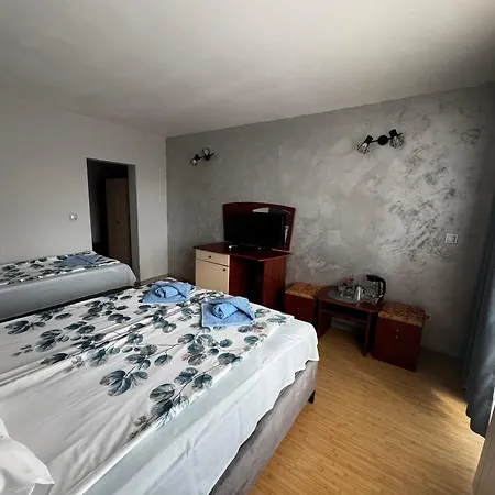 Bar & Guests Ela * Bliznaci