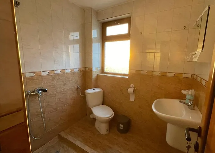 Bar & Guests Ela Hotel Bliznatsi