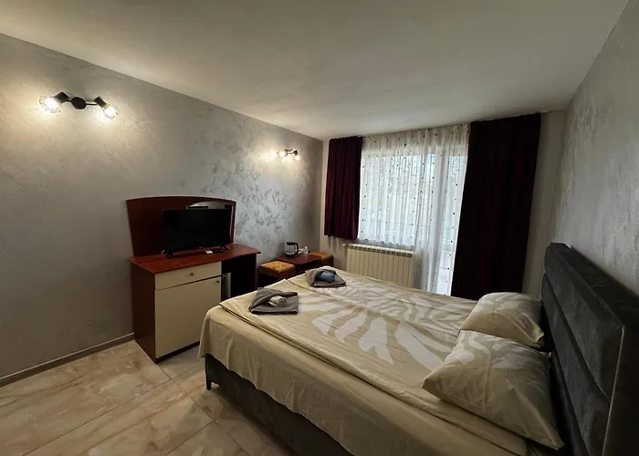 Bar & Guests Ela Bliznatsi